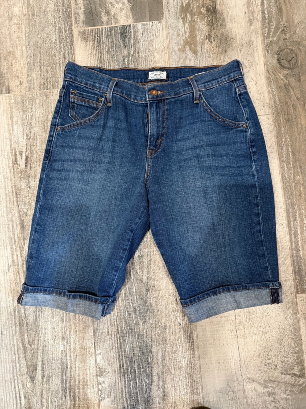 Levi's Dark Blue Denim Bermuda Shorts. (SKU 5032)